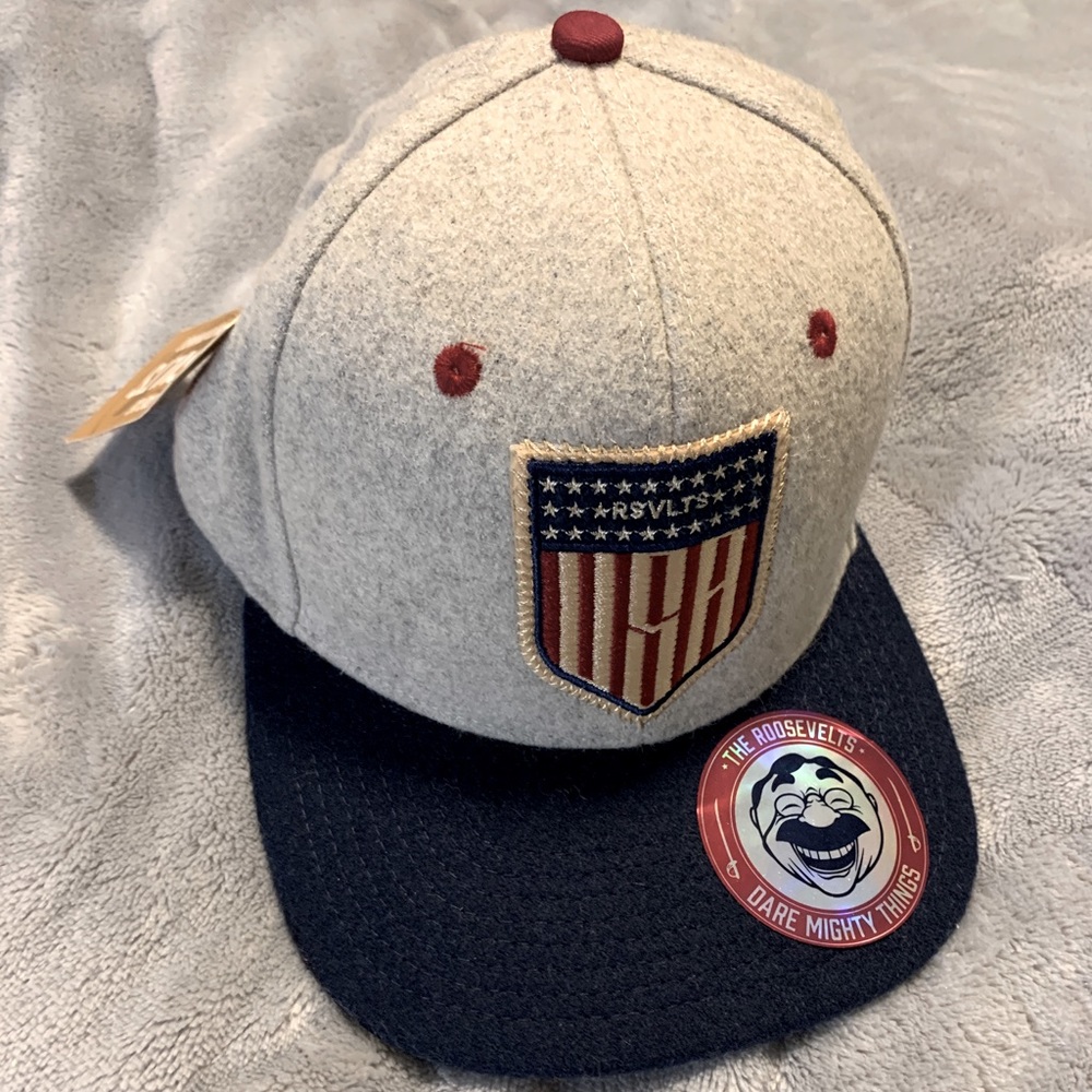 USA x Vintage Roosevelts Wool Snapback Navy NWT